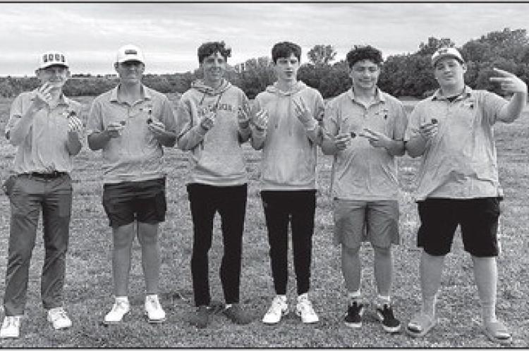 The Independence High School boys' golf team took second place and had three top-15 individual performances in Winfield on Thursday, May 2. Pictured (I to r): sophomore Mason Lawrence, sophomore Ethan Small, junior Cam Mavers, sophomore Ethan Small, senior Dusten Flscher-Asgari and junior Tanner White. | Photo Courtesy of Independence Bulldog Boys Golf Facebook page